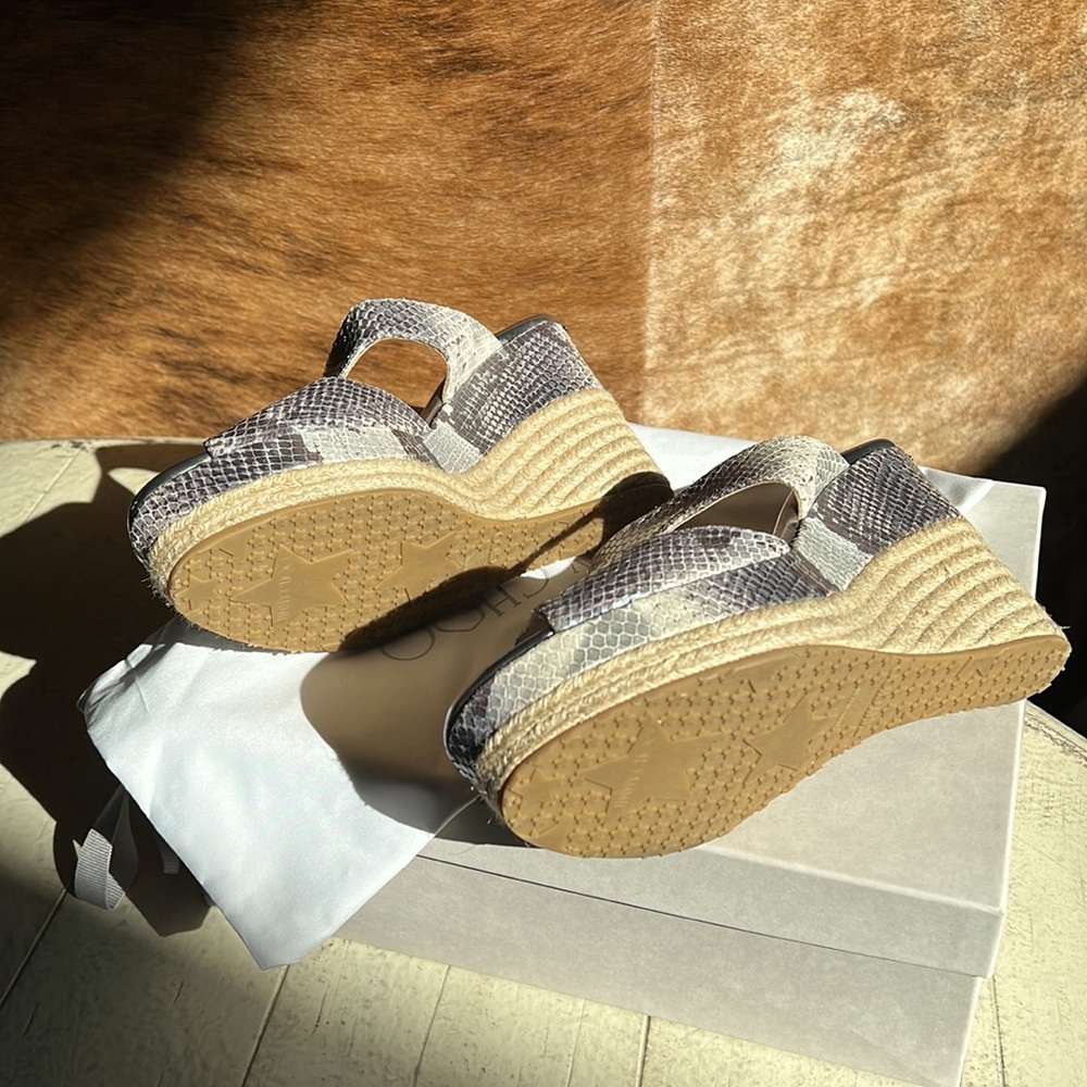 Jimmy Choo Wedge Size 39 - image 4